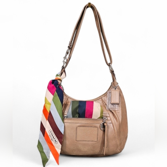 Coach 2010 Poppy Legacy W/matching Legacy Scarf - Picture 2 of 11